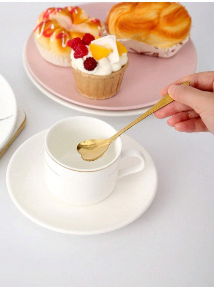 4-Piece Golden Heart-Shaped Coffee Spoons – Premium Stainless Steel Cute Dessert Spoons for Espresso, Tea, Sugar.