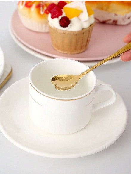 4-Piece Golden Heart-Shaped Coffee Spoons – Premium Stainless Steel Cute Dessert Spoons for Espresso, Tea, Sugar.